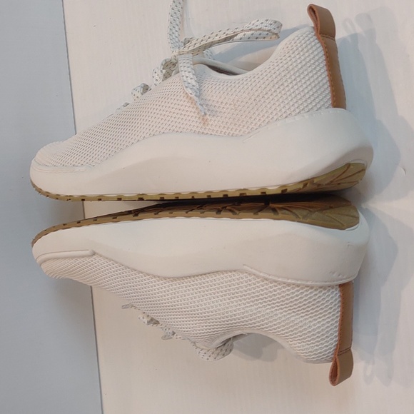 Dr. Scholl's White Lace-Up Knit Lightweight Fitness Gym Sneakers - Picture 8 of 12